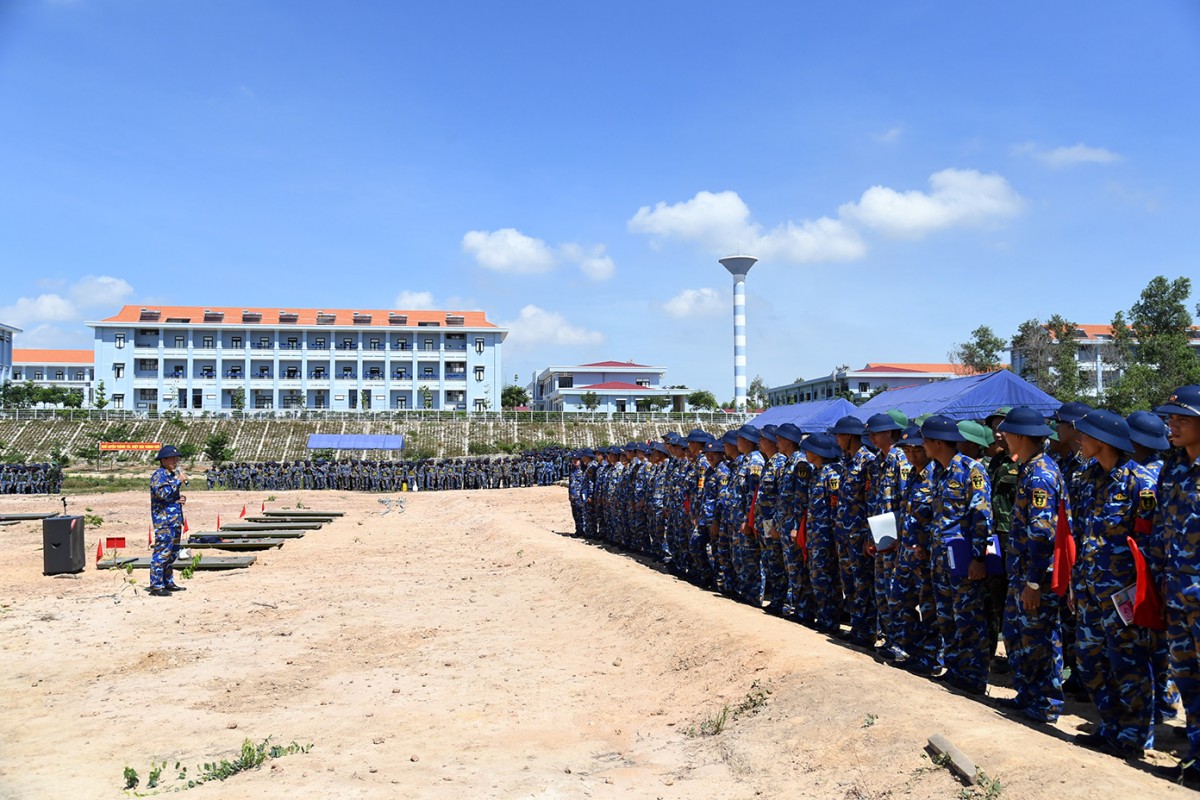 Quán triệt các quy định thao trường và công tác bảo đảm an toàn trước khi thực hiện nội dung “3 tiếng nổ”