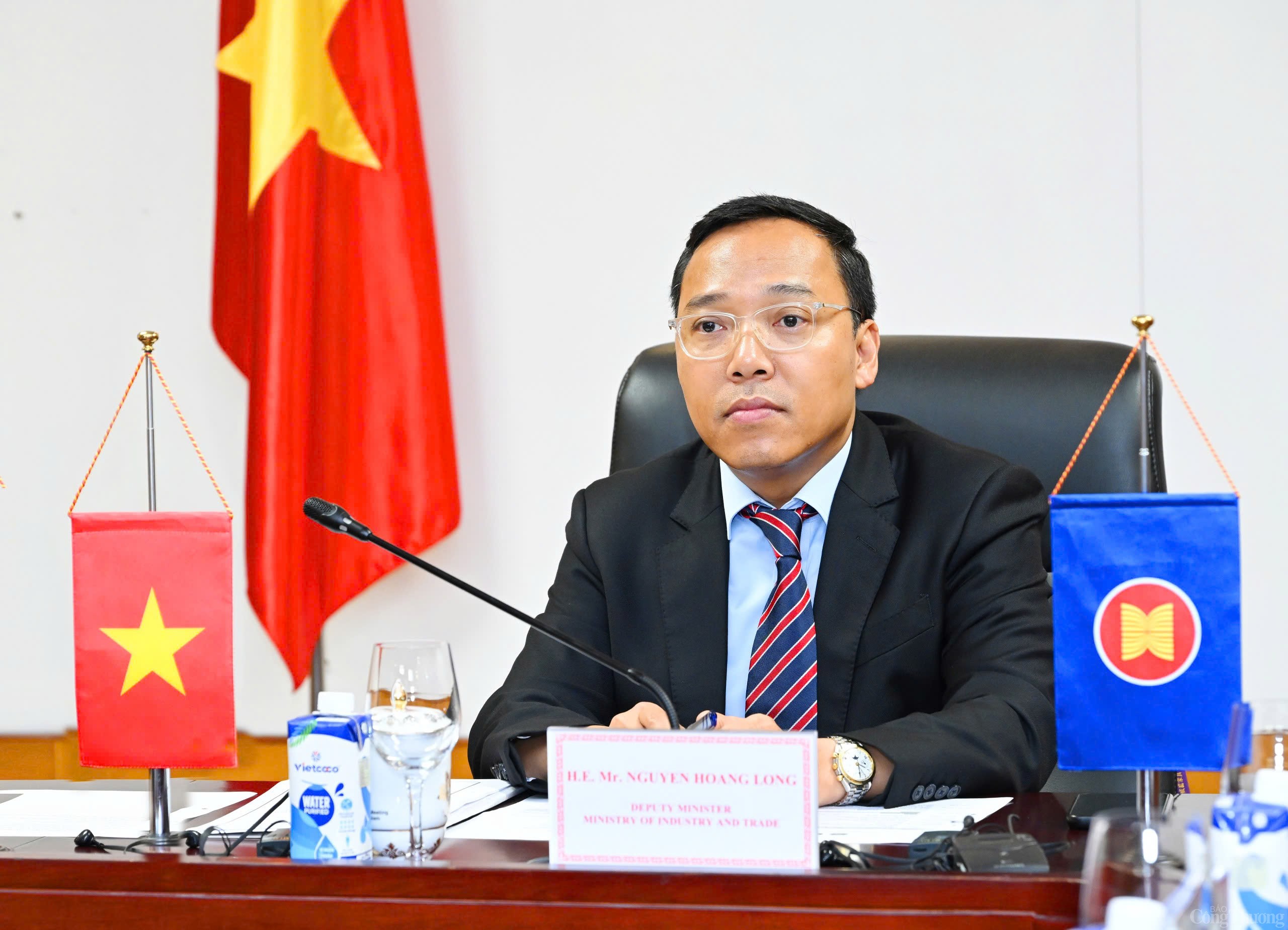 Bộ trưởng kinh tế ASEAN và đối tác thống nhất tận dụngFTA