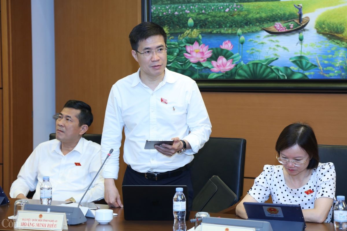 Hoàng Minh Hiếu Hoàng Minh Hiếu