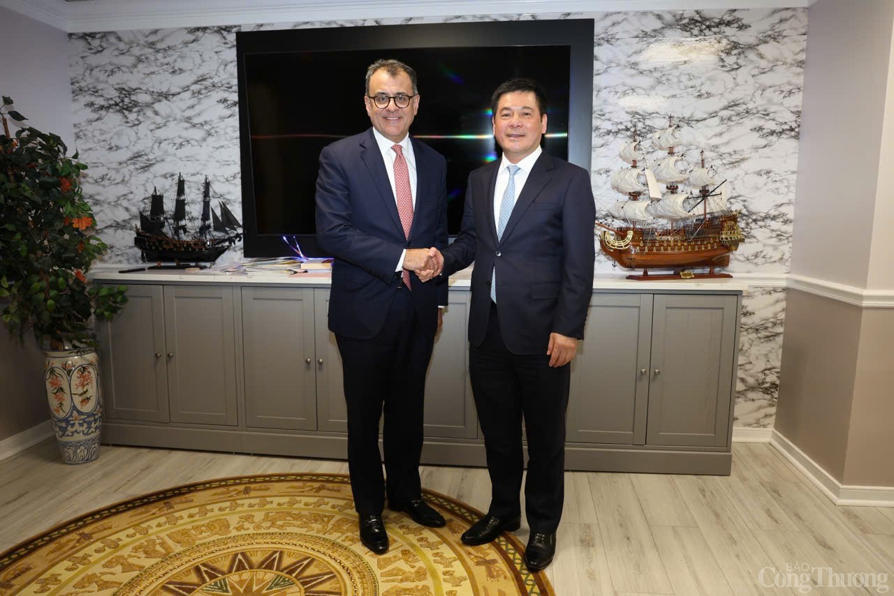 Bộ trưởng Nguyễn Hồng Diên làm việc với lãnh đạo Tập đoànGoogle