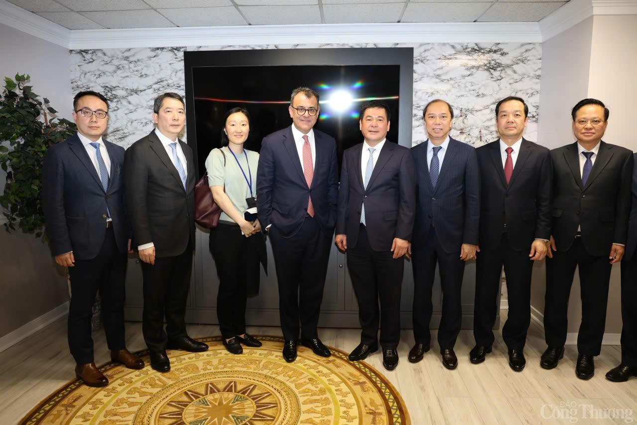 Bộ trưởng Nguyễn Hồng Diên làm việc với lãnh đạo Tập đoànGoogle