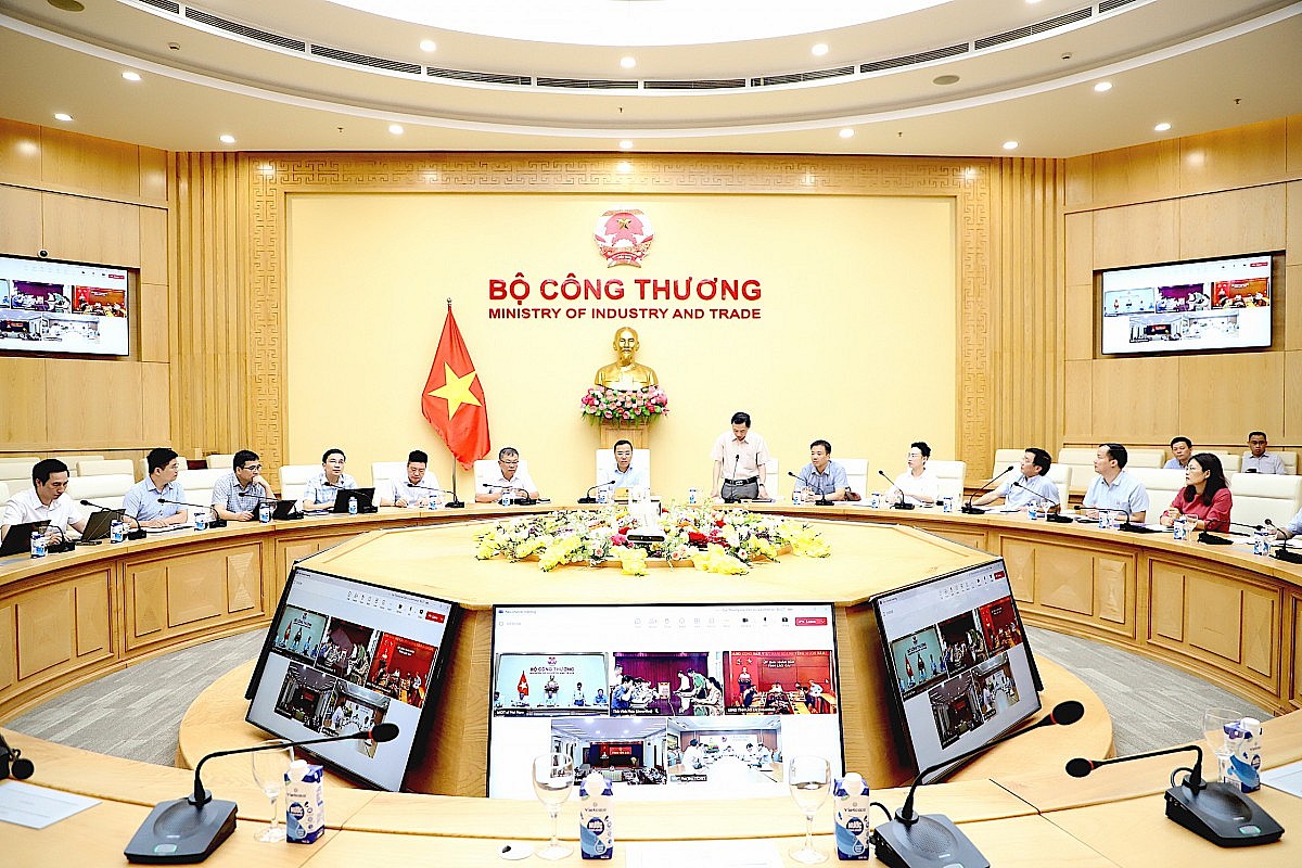Bộ Công Thương họp kiểm điểm tiến độ Đường dây 500kV Lào Cai – Vĩnh Yên