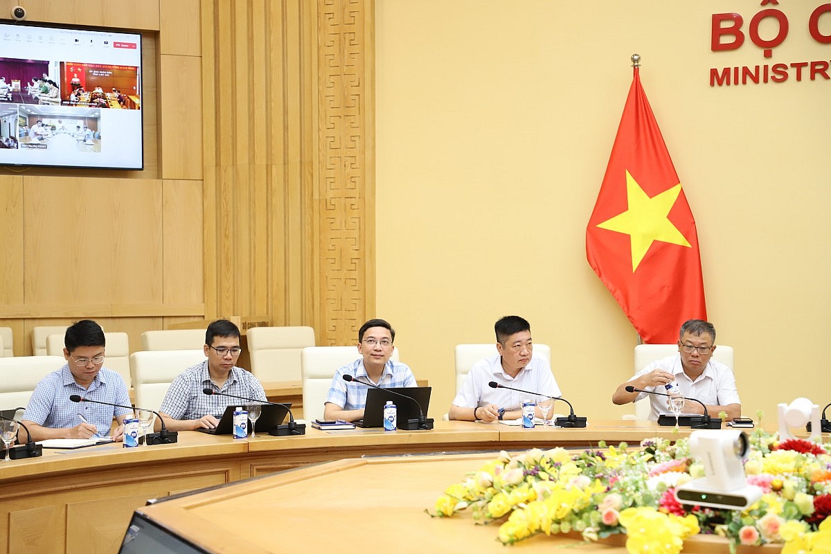 Bộ Công Thương họp kiểm điểm tiến độ Đường dây 500kV Lào Cai – Vĩnh Yên