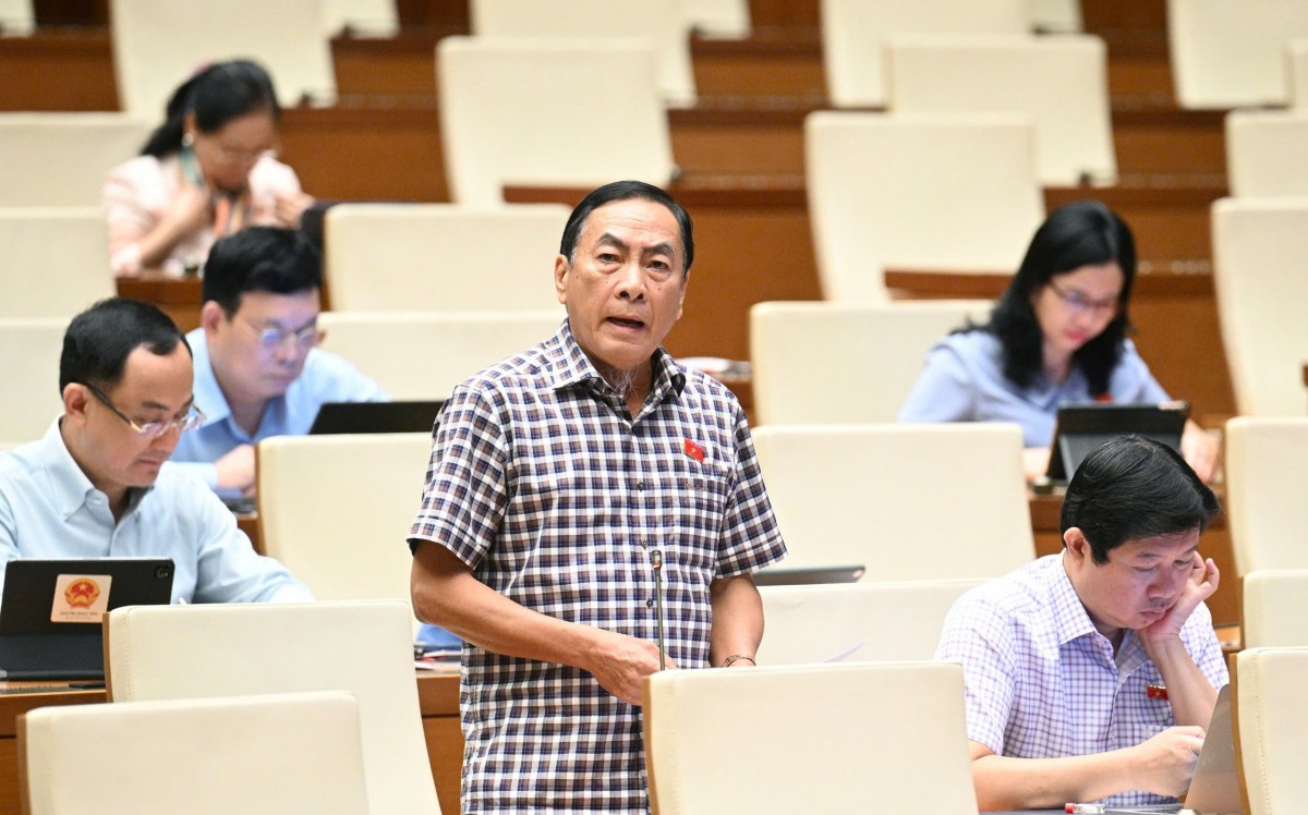 Đại biểu Phạm Văn Hòa (Đồng Tháp)  Đại biểu Phạm Văn Hòa (Đồng Tháp)