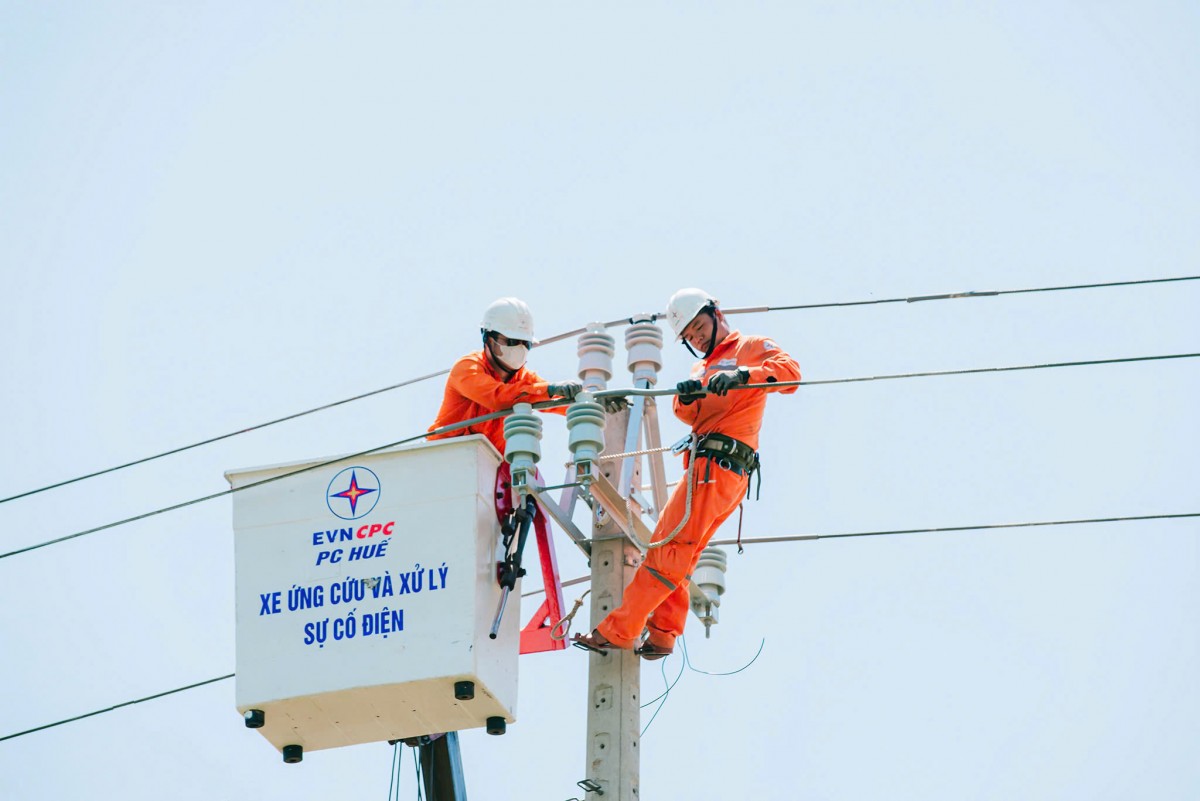 Điện lực Huế diễn tập phòng chống thiên tai và cứu nạn