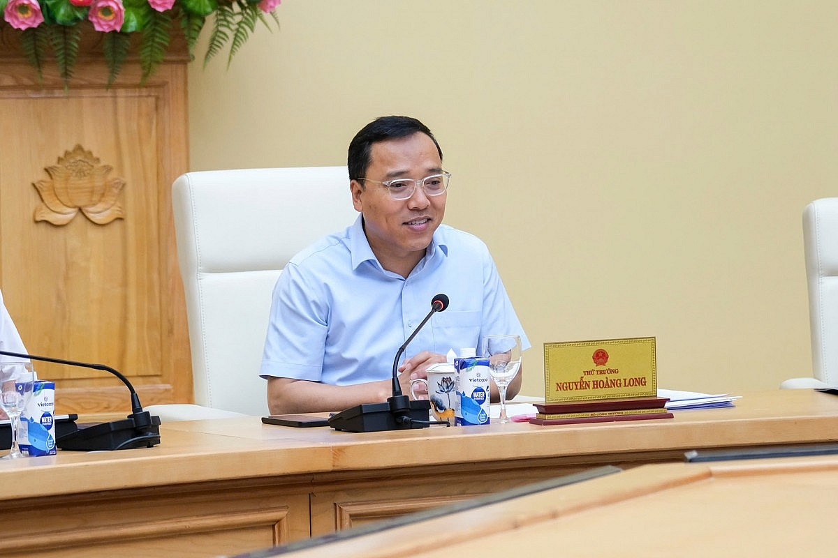 Bộ Công Thương tổ chức họp trực tuyến về tiến độ triển khai các dự án năng lượng Bộ Công Thương tổ chức họp trực tuyến về tiến độ triển khai các dự án năng lượng