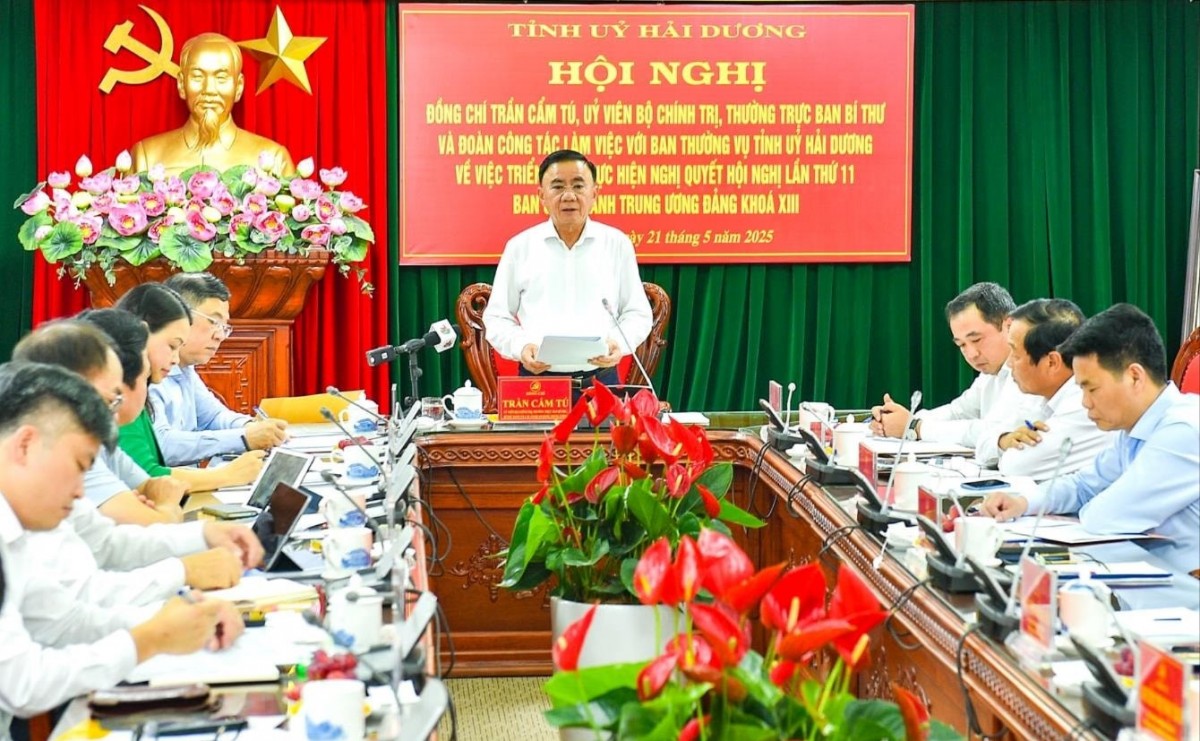 Thường trực Ban Bí thư Trần Cẩm Tú làm việc với Ban Thường vụ Tỉnh ủy Hải Dương Thường trực Ban Bí thư Trần Cẩm Tú làm việc với Ban Thường vụ Tỉnh ủy Hải Dương