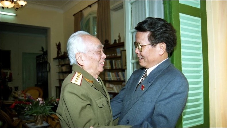 Đồng chí Trần Đức Lương   nhà lãnh đạo hết lòng phục vụ sự nghiệp cách mạng