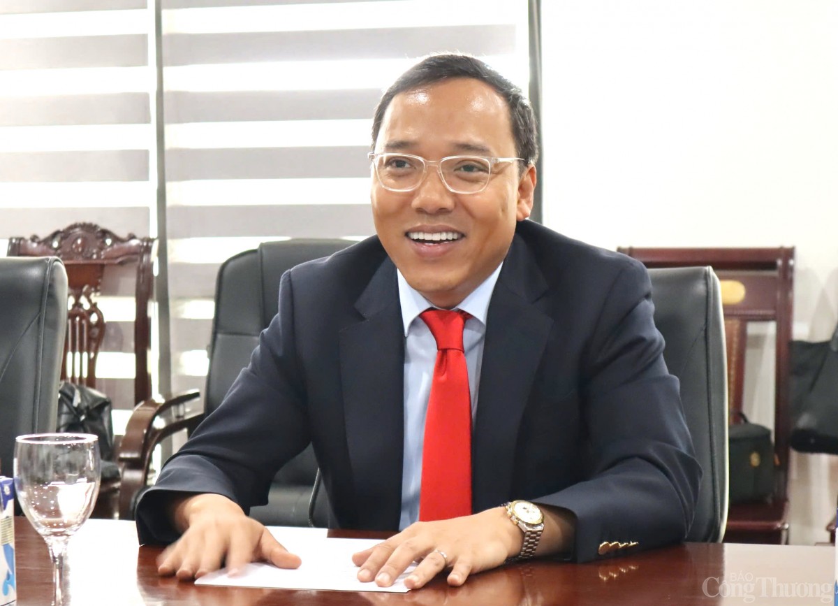 Thứ trưởng Bộ Công Thương Nguyễn Hoàng Long