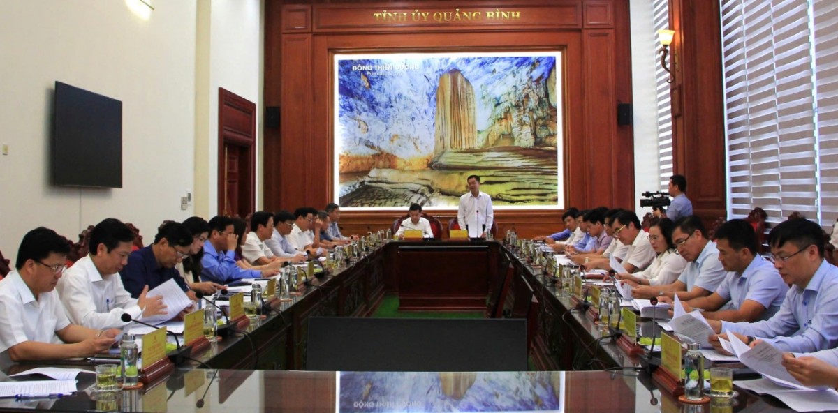 Buổi làm việc giữ 2 địa phương Quảng Bình và Quảng Trị