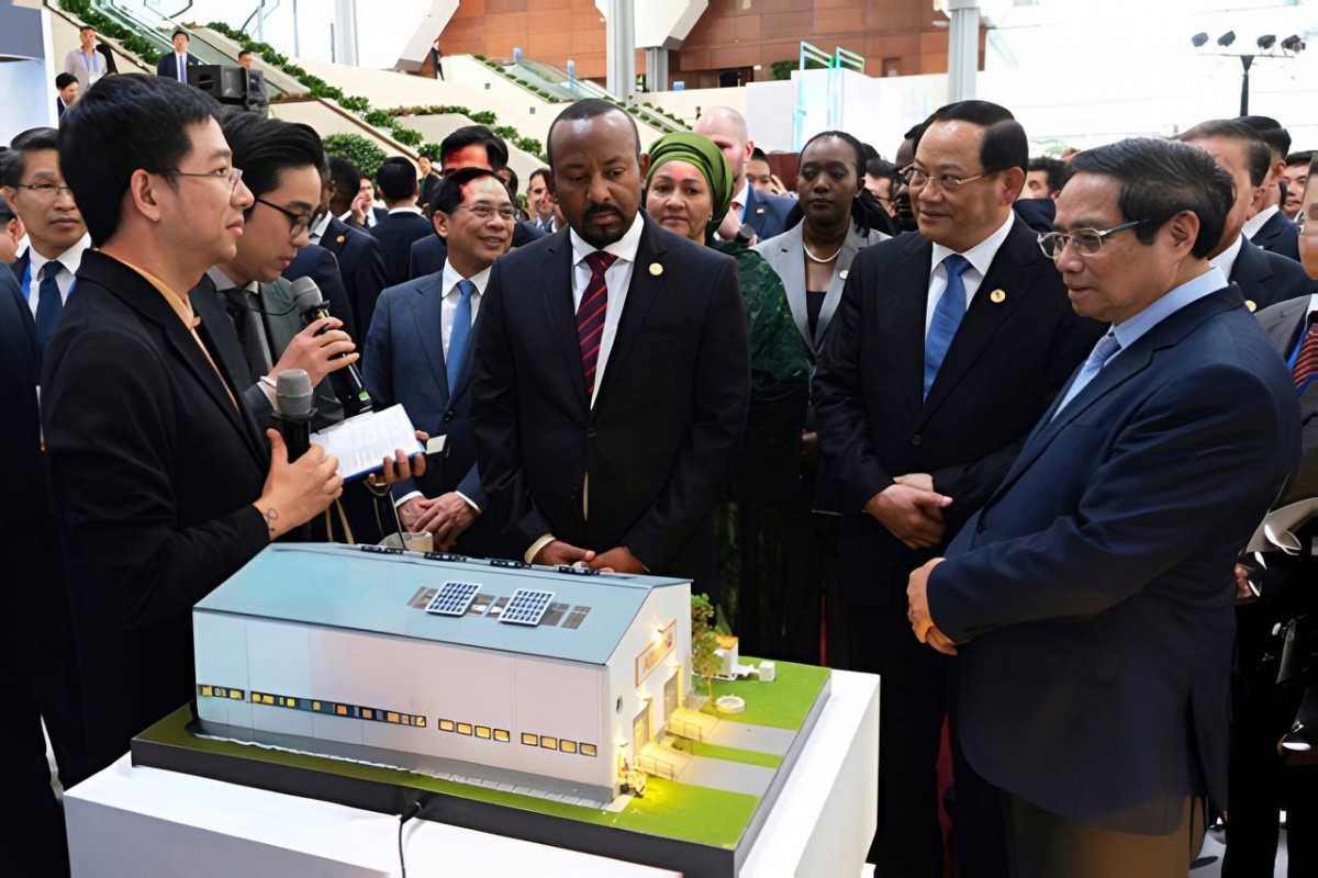 Dự án Alternō được giới thiệu tại triển lãm Tăng trưởng xanh, sự kiện bên lề Hội nghị thượng đỉnh Đối tác vì Tăng trưởng xanh và Mục tiêu toàn cầu 2030 mới diễn ra hồi tháng 4/2025 (Ảnh: NVCC) Dự án Alternō được giới thiệu tại triển lãm Tăng trưởng xanh, sự kiện bên lề Hội nghị thượng đỉnh Đối tác vì Tăng trưởng xanh và Mục tiêu toàn cầu 2030 mới diễn ra hồi tháng 4/2025 (Ảnh: NVCC)