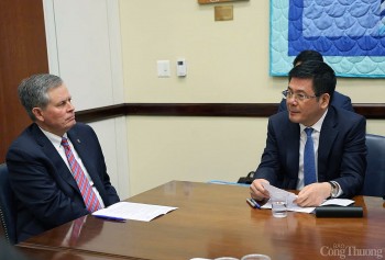 Bộ trưởng Nguyễn Hồng Diên gặp gỡ Thượng Nghị sĩ Hoa Kỳ, thúc đẩy hợp tác kinh tế - thương mại