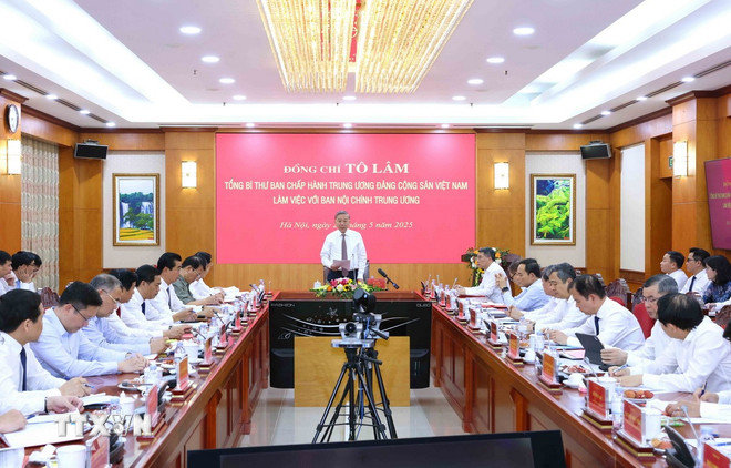 Tổng Bí thư Tô Lâm phát biểu chỉ đạo. (Ảnh: Phương Hoa/TTXVN) ttxvn-tong-bi-thu-to-lam-lam-viec-voi-ban-noi-chinh-trung-uong-8048017-1.jpg
