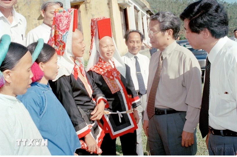 Dấu ấn đậm nét của nguyên Chủ tịch nước Trần Đức Lương Dấu ấn đậm nét của nguyên Chủ tịch nước Trần Đức Lương