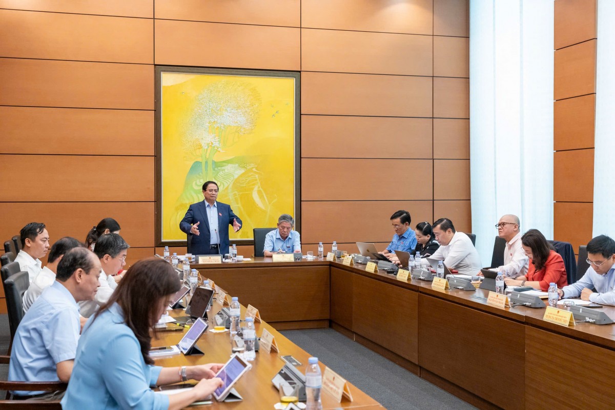 Thủ tướng Phạm Minh Chính dự và phát biểu tại phiên thảo luận Tổ 8. Ảnh: Phạm Thắng Thủ tướng Phạm Minh Chính dự và phát biểu tại phiên thảo luận Tổ 8. Ảnh: Phạm Thắng