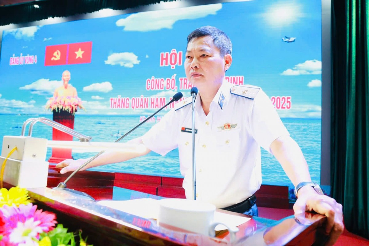 Chuẩn đô đốc Nguyễn Anh Tuấn Chuẩn đô đốc Nguyễn Anh Tuấn