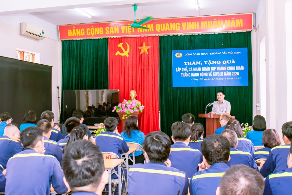 Người lao động Mạo Khê, Uông Bí đón Tháng Công nhân cùng Người lao động Mạo Khê, Uông Bí đón Tháng Công nhân cùng