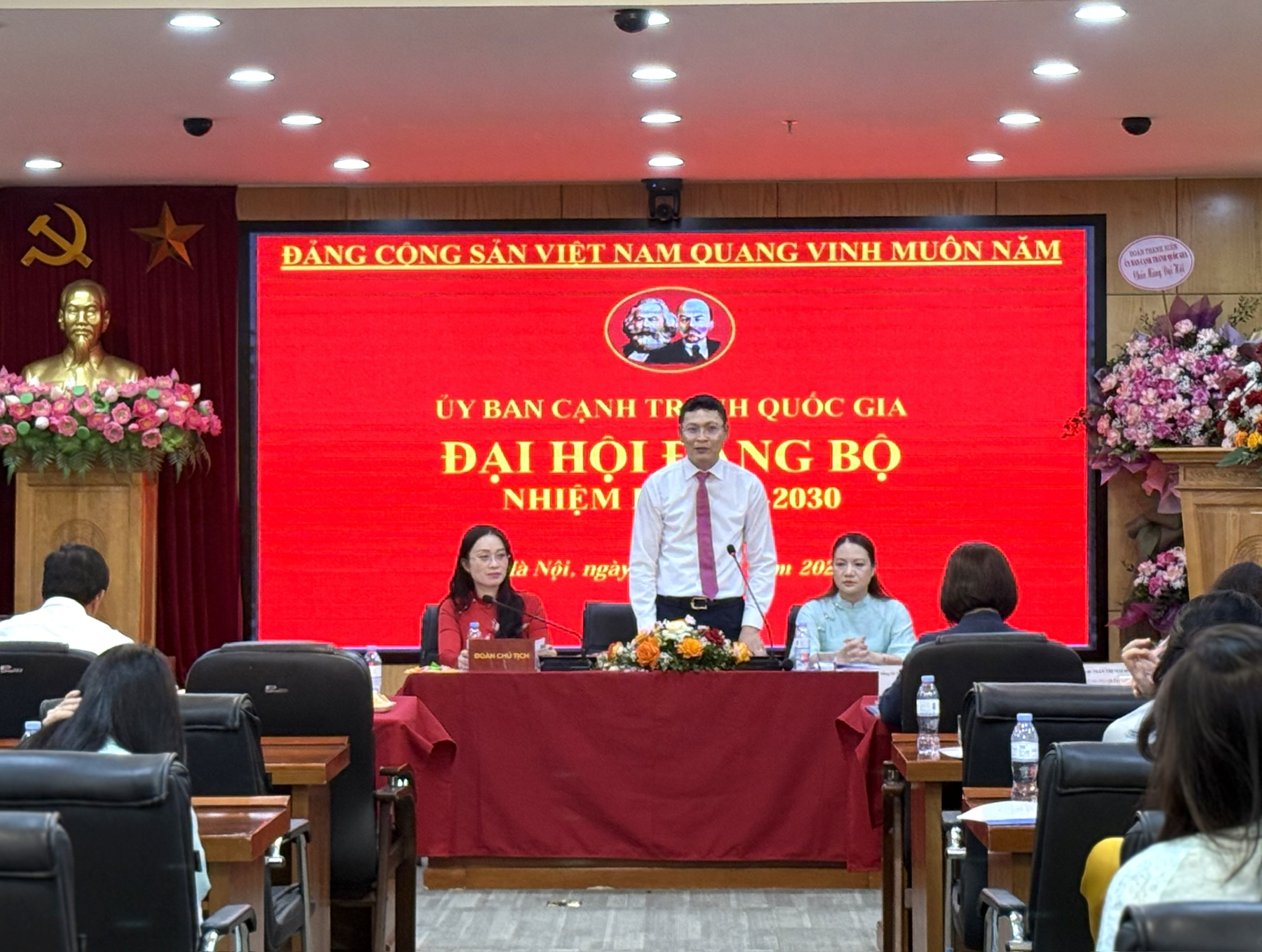 Đảng bộ Ủy ban Cạnh tranh Quốc gia:Sức mạnh từ đoàn kết