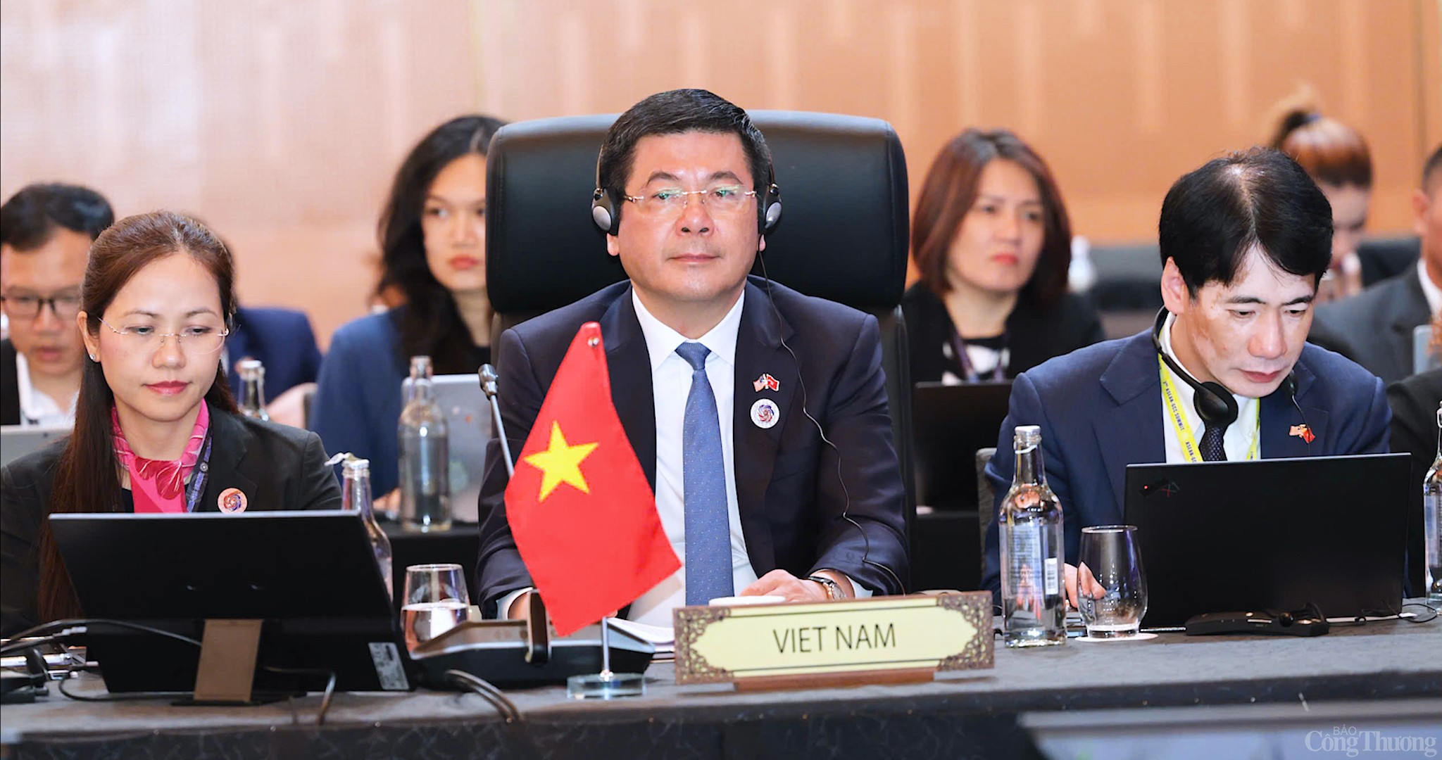Bộ trưởng Nguyễn Hồng Diên: Việt Nam cam kết cùng ASEAN thúc Bộ trưởng Nguyễn Hồng Diên: Việt Nam cam kết cùng ASEAN thúc
