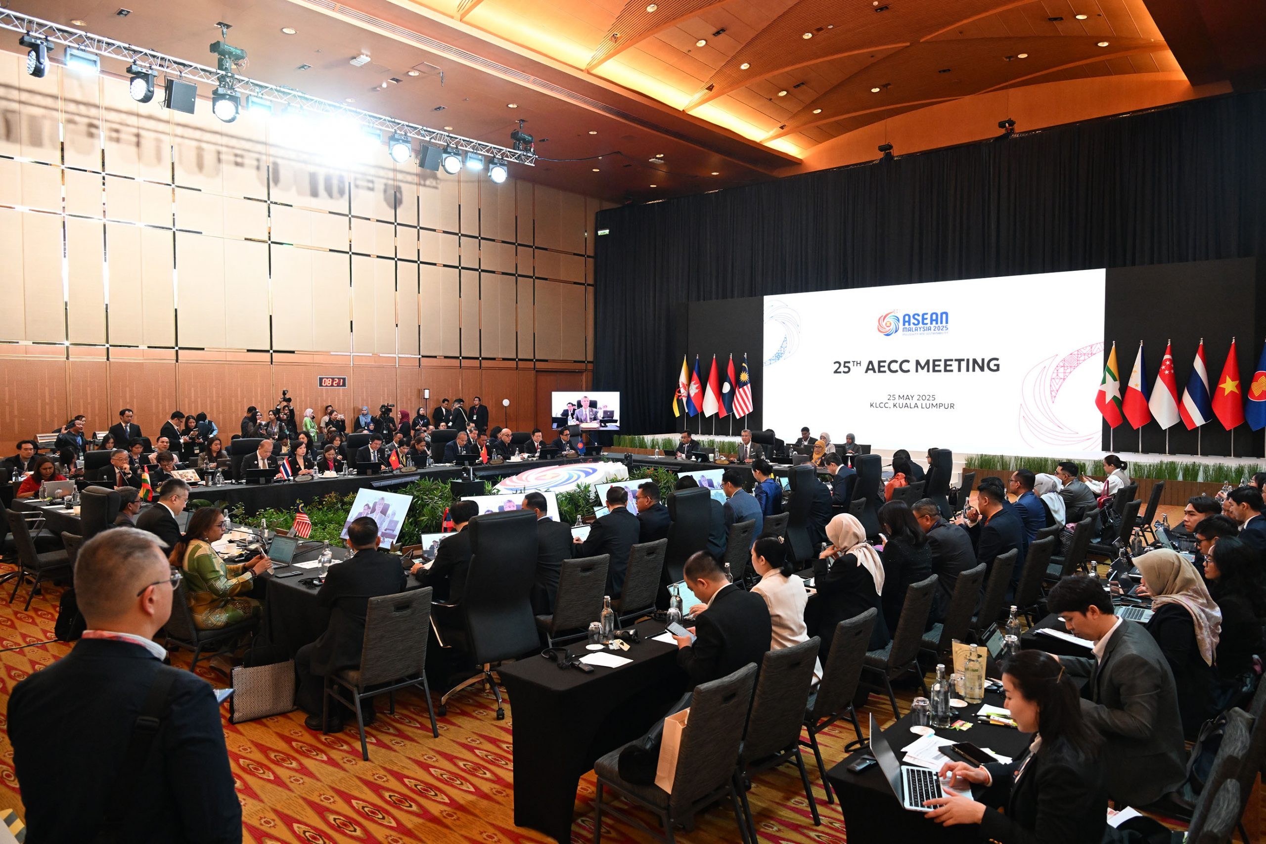 ASEAN Power Grid - cú hích 3.000 tỷ USD cho liên kết ASEAN Power Grid - cú hích 3.000 tỷ USD cho liên kết