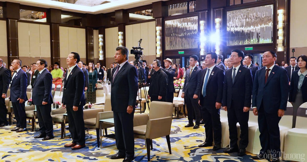 Ảnh: Hoạt động của Bộ trưởng Nguyễn Hồng Diên tại Malaysia Ảnh: Hoạt động của Bộ trưởng Nguyễn Hồng Diên tại Malaysia