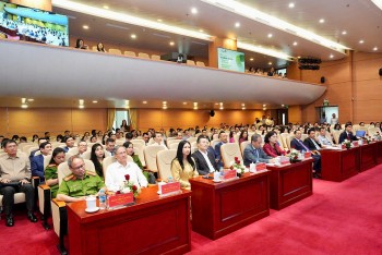 ‘Bình dân học vụ số’ trong ngành ngân hàng
