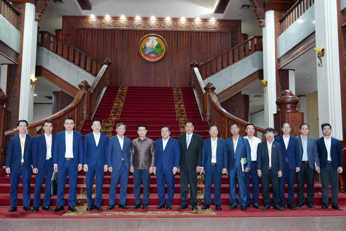 Chính phủ Lào cam kết hỗ trợ Vinachem triển khai dự án Chính phủ Lào cam kết hỗ trợ Vinachem triển khai dự án