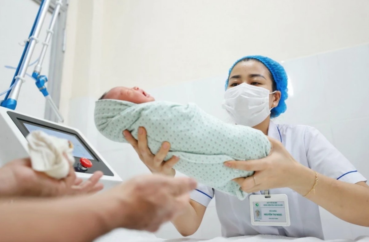 Chăm sóc trẻ sơ sinh