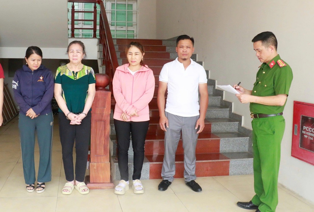 buôn bán hàng giả nghệ an buôn bán hàng giả nghệ an