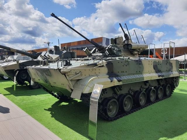 Ukraine lần đầu tiên sử dụng “hàng không mẫu hạm” UAV