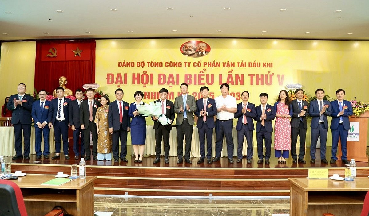 Ban Chấp hành Đảng bộ PVTrans nhiệm kỳ 2025-2030 Ban Chấp hành Đảng bộ PVTrans nhiệm kỳ 2025-2030