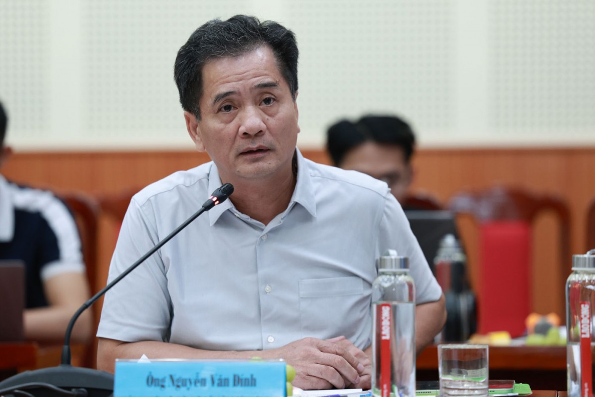 TS Nguyễn Văn Đính - Chủ tịch Hội môi giới BĐS Việt Nam. Ảnh: Hải Nguyễn TS Nguyễn Văn Đính - Chủ tịch Hội môi giới BĐS Việt Nam. Ảnh: Hải Nguyễn