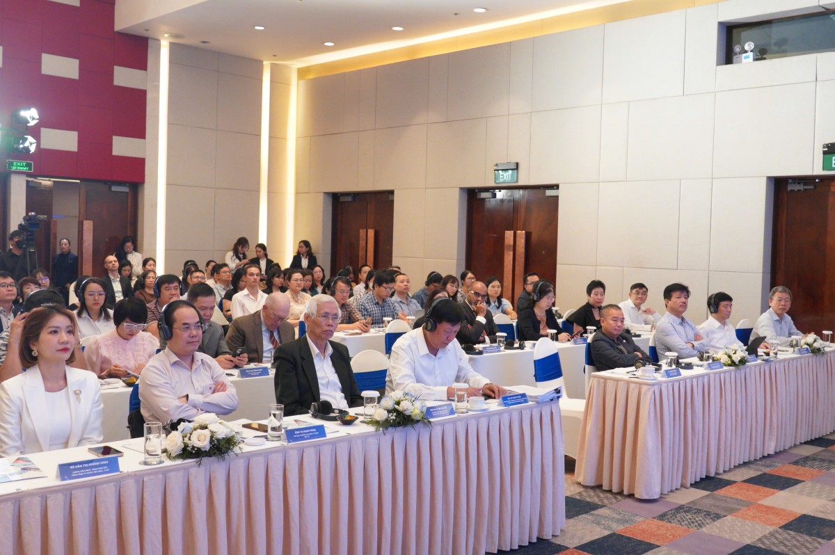 Các đại biểu tham dự hội nghị Các đại biểu tham dự hội nghị