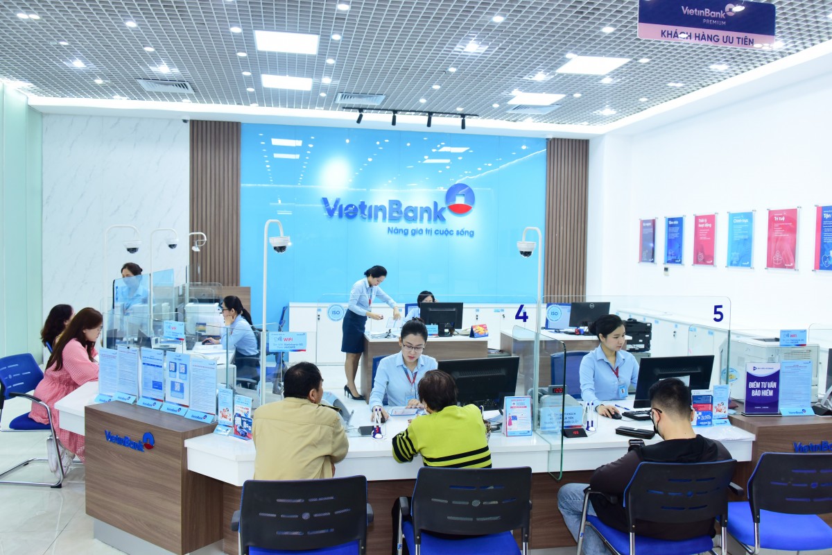 VietinBank chủ động tinh gọn mạng lưới, tăng tốc chuyển đổi số toàn diện VietinBank chủ động tinh gọn mạng lưới, tăng tốc chuyển đổi số toàn diện