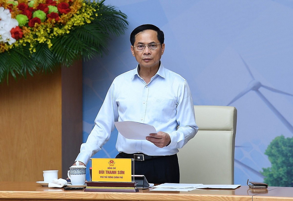 Phó Thủ tướng Bùi Thanh Sơn yêu cầu Bộ Công Thương khẩn trương hoàn thiện, trình Thủ tướng Chính phủ ban hành Kế hoạch thực hiện Quy hoạch điện VIII điều chỉnh trước ngày 15/6/2025 - Ảnh: VGP/Hải Minh Phó Thủ tướng Bùi Thanh Sơn yêu cầu Bộ Công Thương khẩn trương hoàn thiện, trình Thủ tướng Chính phủ ban hành Kế hoạch thực hiện Quy hoạch điện VIII điều chỉnh trước ngày 15/6/2025 - Ảnh: VGP/Hải Minh