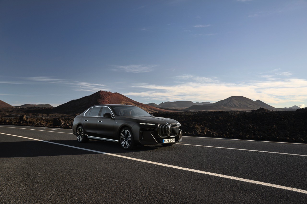 Chào hè sôi động cùng BMW với ưu đãi lên đến 100% lệ phí trước bạ