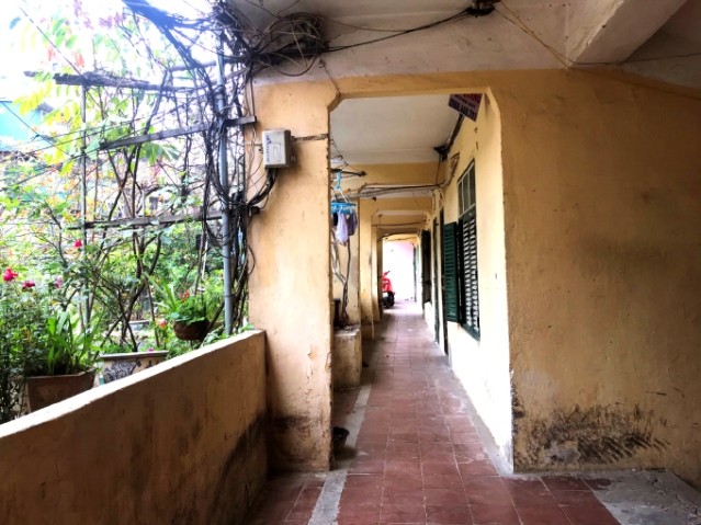 Hà Nội: Tập thể 50 triệu/m2, hóa ra giá 186 triệu/m2 Hà Nội: Tập thể 50 triệu/m2, hóa ra giá 186 triệu/m2