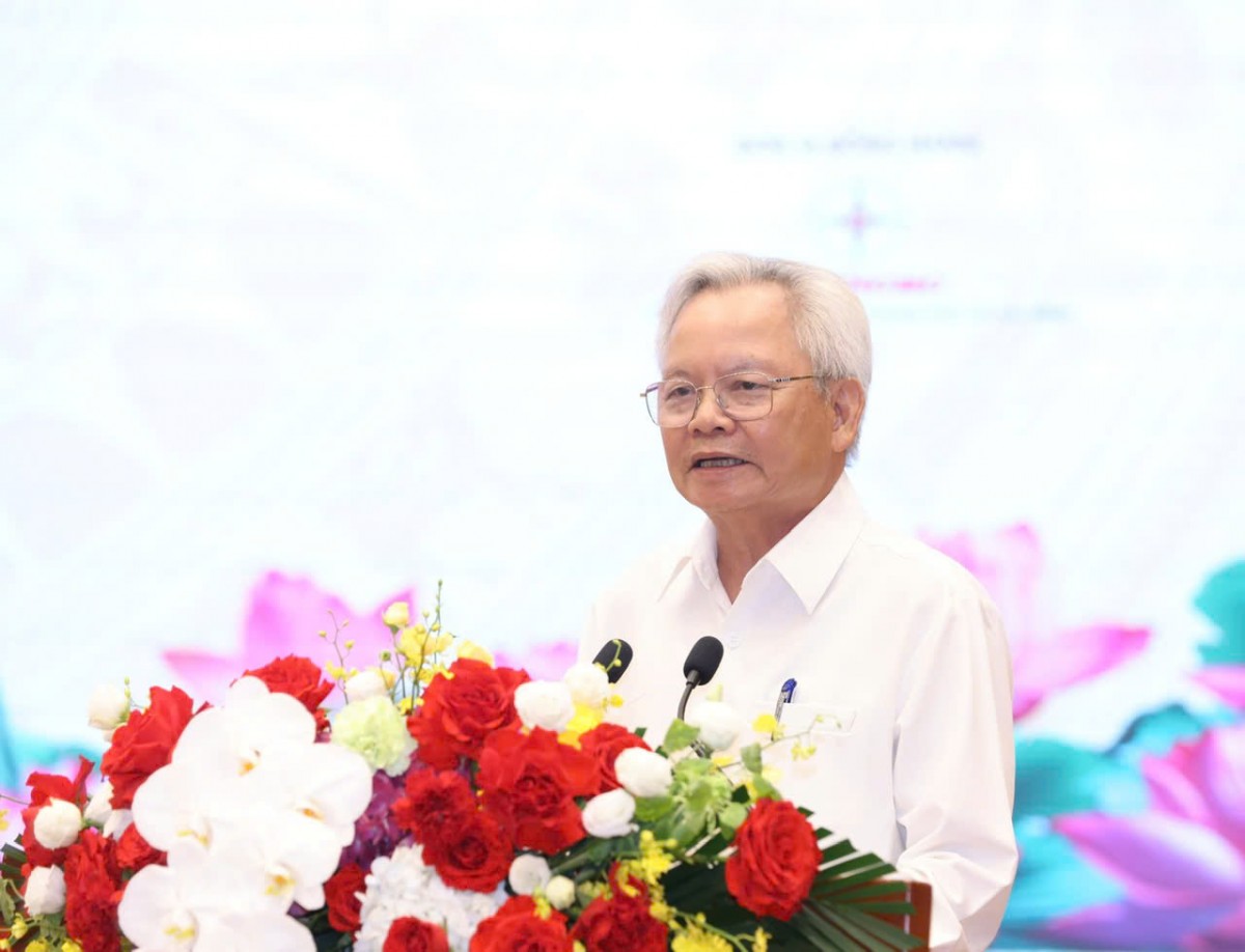 Đội ngũ nhà báo thực sự là những ‘chiến sỹ cách mạng’ Đội ngũ nhà báo thực sự là những ‘chiến sỹ cách mạng’