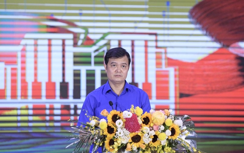 Bí thư thứ nhất Trung ương Đoàn Bùi Quang Huy phát biểu tại lễ phát động