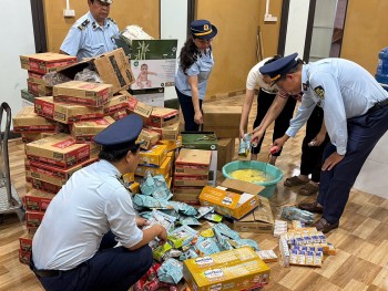 Phát hiện 2.300 sản phẩm sữa, nước Coca-Cola không rõ nguồn gốc