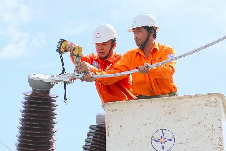 Tiêu thụ điện toàn quốc đạt kỷ lục mới, vượt 1.757MW so với năm 2024 Tiêu thụ điện toàn quốc đạt kỷ lục mới, vượt 1.757MW so với năm 2024