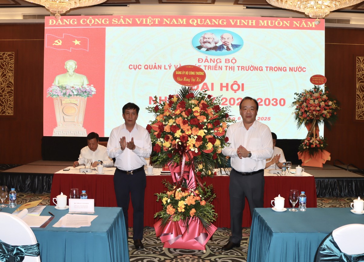 Đại hội Đảng bộ Cục Quản lý và Phát triển thị trường trong nước nhiệm kỳ 2025 - 2030 Đại hội Đảng bộ Cục Quản lý và Phát triển thị trường trong nước nhiệm kỳ 2025 - 2030