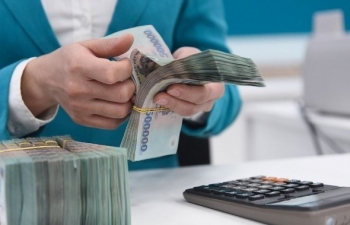 Cưỡng chế thuế, phong tỏa tài khoản Công ty Việt Phương Đông