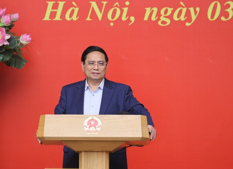 Thủ tướng Phạm Minh Chính chủ trì cuộc họp của Thường trực Chính phủ về dự thảo Nghị quyết của Chính phủ về phạm vi, đối tượng tiết kiệm chi thường xuyên dự toán ngân sách nhà nước năm 2025 - Ảnh: VGP/Nhật Bắc Thủ tướng Phạm Minh Chính chủ trì cuộc họp của Thường trực Chính phủ về dự thảo Nghị quyết của Chính phủ về phạm vi, đối tượng tiết kiệm chi thường xuyên dự toán ngân sách nhà nước năm 2025 - Ảnh: VGP/Nhật Bắc