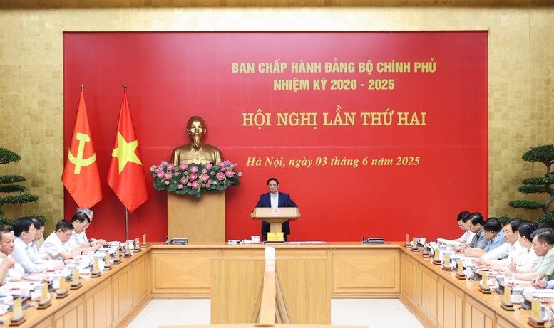 Bí thư Đảng ủy Chính phủ, Thủ tướng Chính phủ Phạm Minh Chính chủ trì hội nghị lần thứ hai Ban Chấp hành Đảng bộ Chính phủ nhiệm kỳ 2020-2025 - Ảnh: VGP/Nhật Bắc Bí thư Đảng ủy Chính phủ, Thủ tướng Chính phủ Phạm Minh Chính chủ trì hội nghị lần thứ hai Ban Chấp hành Đảng bộ Chính phủ nhiệm kỳ 2020-2025 - Ảnh: VGP/Nhật Bắc