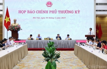 Họp báo Chính phủ thường kỳ tháng 5: Bứt phá xuất khẩu, thu hút FDI