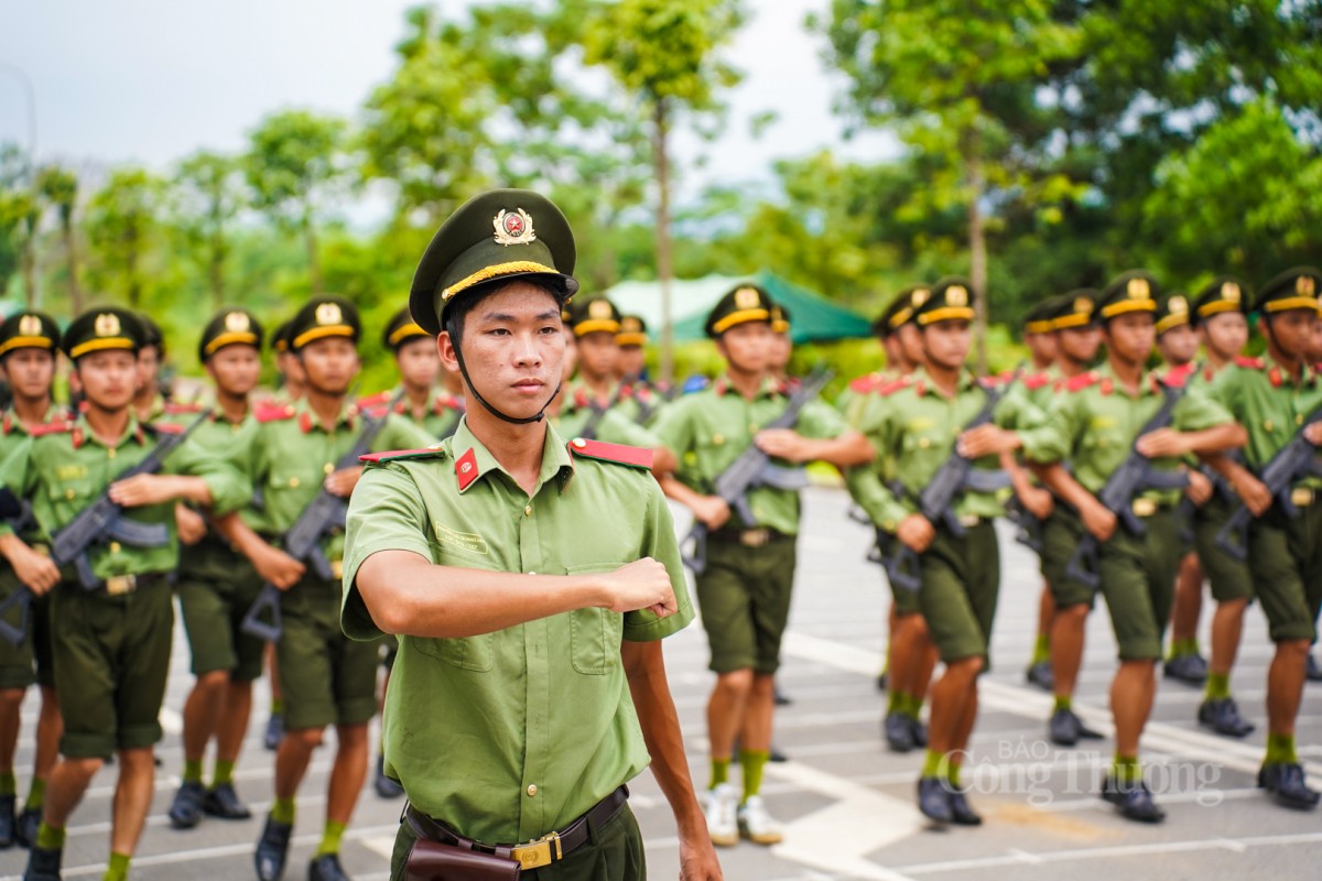 Hàng trăm nam sĩ quan gìn giữ hòa bình Liên hợp quốc