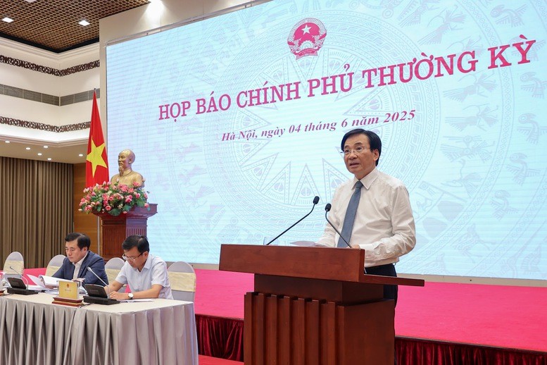 Bộ trưởng, Chủ nhiệm VPCP Trần Văn Sơn, Người phát ngôn của Chính phủ - Ảnh: VGP/Nhật Bắc Bộ trưởng, Chủ nhiệm VPCP Trần Văn Sơn, Người phát ngôn của Chính phủ - Ảnh: VGP/Nhật Bắc