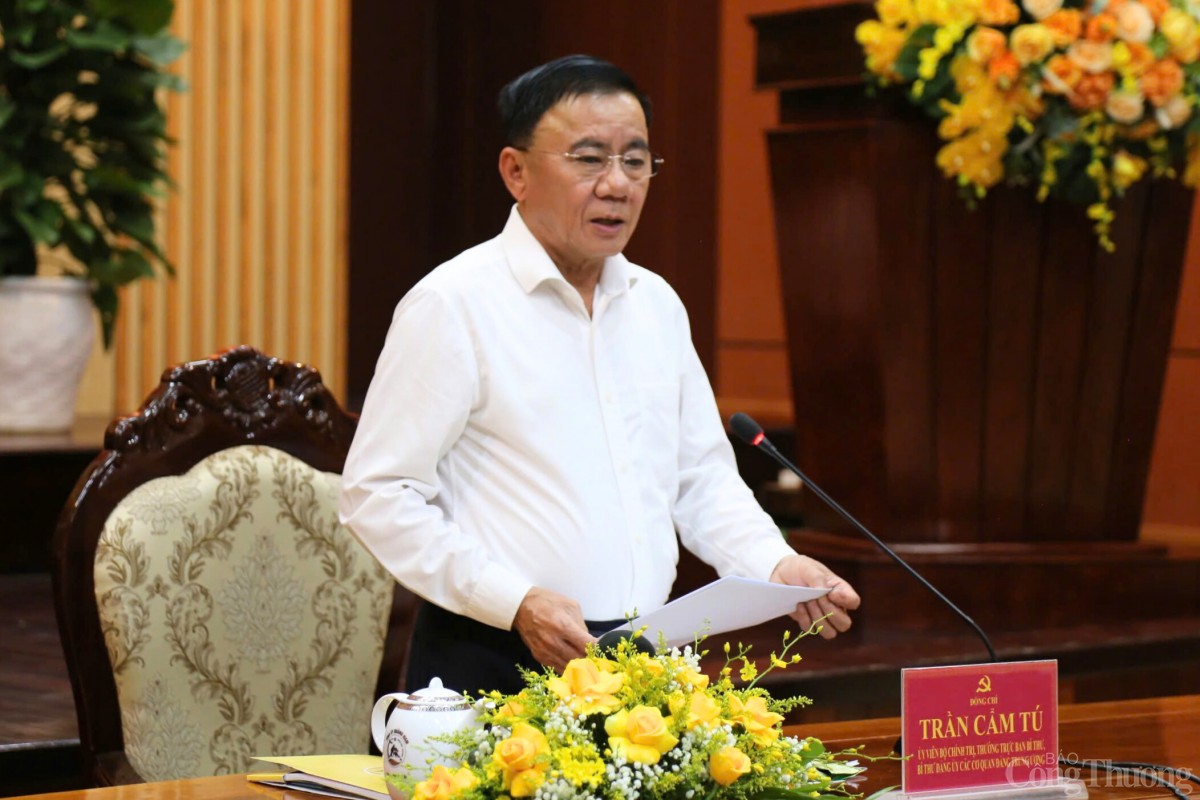 Thường trực Ban Bí thư Trần Cẩm Tú Thường trực Ban Bí thư Trần Cẩm Tú