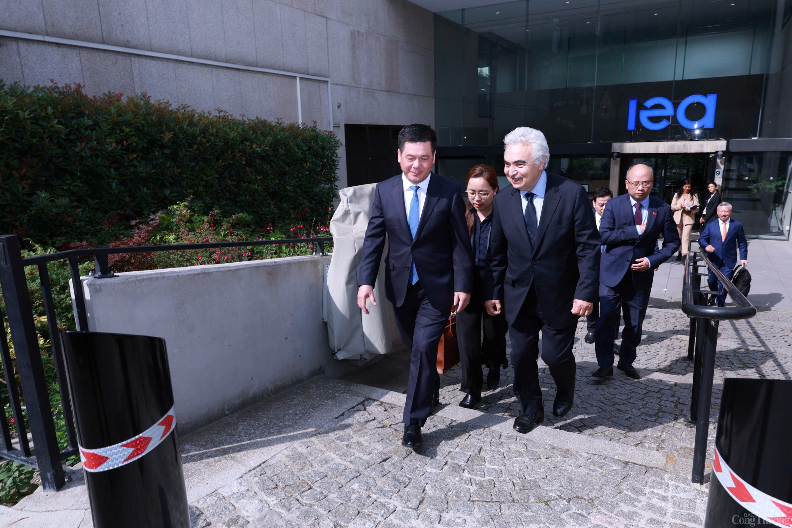 Ký hợp tác giữa Bộ Công Thương và Cơ quan năng lượngIEA Ký hợp tác giữa Bộ Công Thương và Cơ quan năng lượngIEA